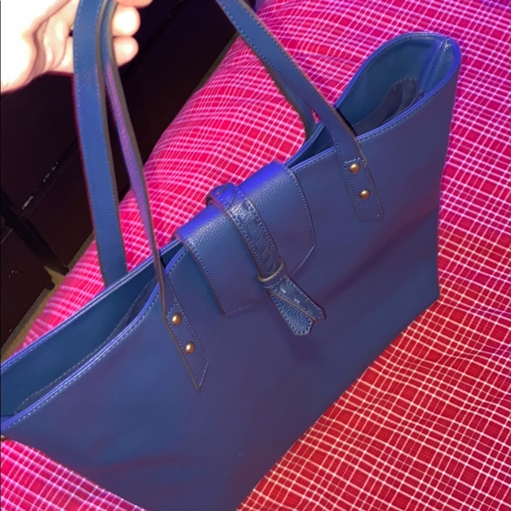 Sonoma Shoulder Bag